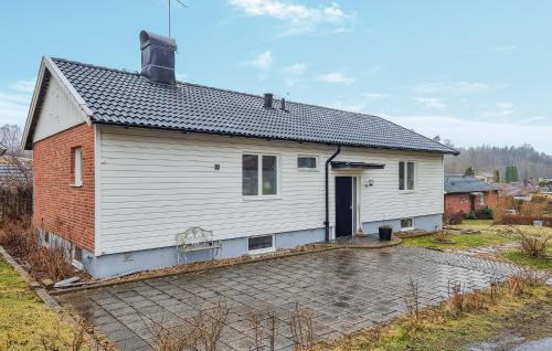 Alingsas House | 3 Bedroom Cozy Home In Alingsås
