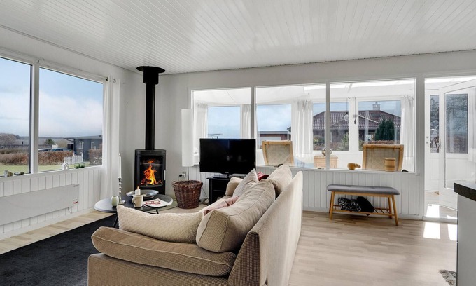 Farso House | Unforgettable Stays in a Prime Location by the Fjord