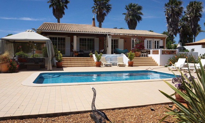 Lagos Villa | Idyllic 3 Bedroom Villa with Private Pool & Ocean Views