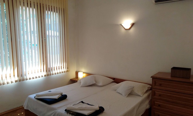 Old Town Apartment | 3 bedroom family friendly holiday apartment on the Black Sea.