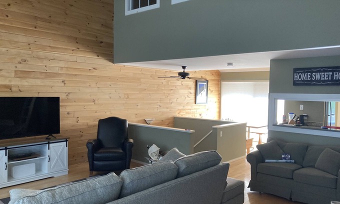 Warren Condo | Family-Friendly 3-Bedroom Condo Near Sugarbush Resort