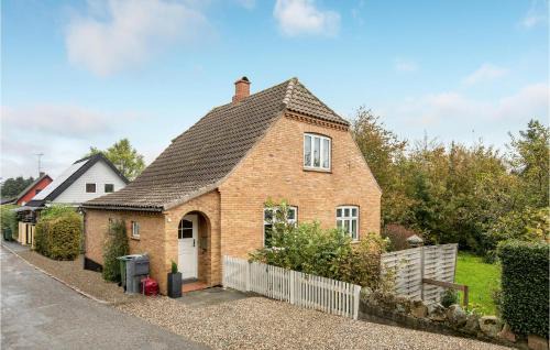 Osterlars House | Family-Friendly Home in Gudhjem with WiFi and Pets Welcome