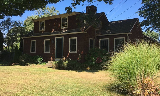 Mystic - New London House | 10/10 Rated 3 Bedroom House Near Historic Downtown Mystic