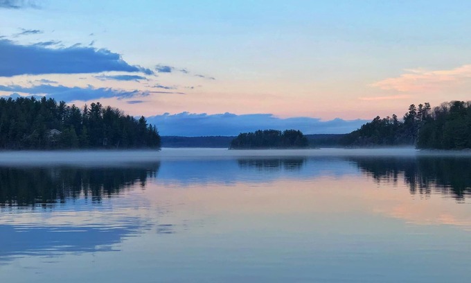 Utterson Cottage | Serene 3 Bedroom Lakefront Cottage with Breathtaking Views