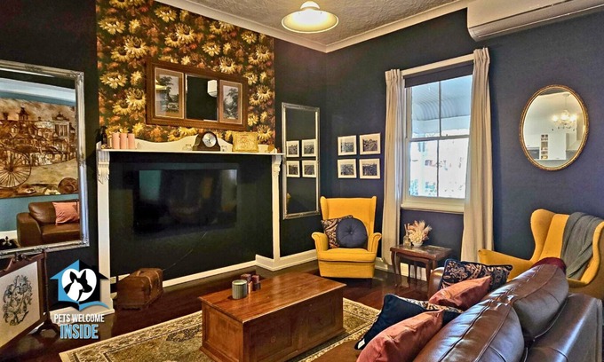 Lamington House | 3 Bedroom Little Addis Cottage in Historic Kalgoorlie