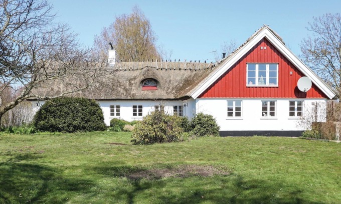 Loderup House | Experience Österlen: Cottage with Breathtaking Landscape Views
