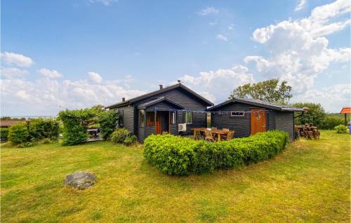 Varobacka House | Family-Friendly 3 Bedroom Retreat in Vrbacka