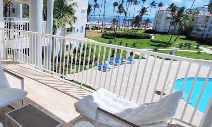Veron Apartment | 3-bedroom oceanview apartment in Playa Turquesa in Punta Cana with AC and wifi