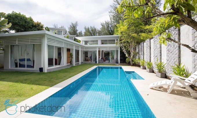 Cherngtalay Villa | Relaxing 3 Bedroom Pool Villa Near Layan Beach, Phuket