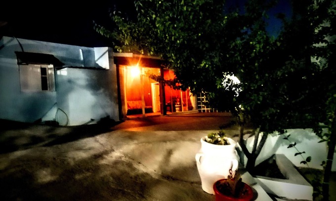 Ben Arous Governate House | Family-Friendly Vrbo Property with Hot Tub & Breakfast Included