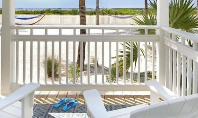 Key West Resort | Discover Parrot Key Resort: Beachfront Retreat with Pool