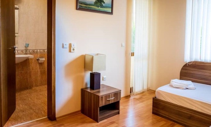 Balgarevo Apartment | Seaview Apartment with Pool and Pet-Friendly Access