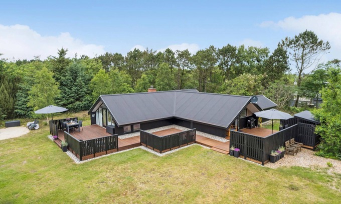 Lodbjerg Hede House | Cozy Retreat in Quiet Lodbjerg Hede Cottage Area