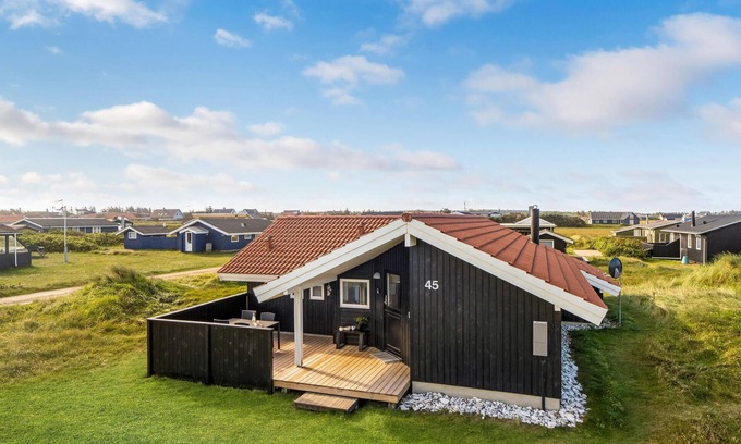 Klitmoller House | Discover Klitmøller: Oceanfront Vacation Home with Views