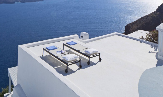 Imerovigli Villa | Stunning 3 Bedroom Villa with Ocean Views & Plunge Pool