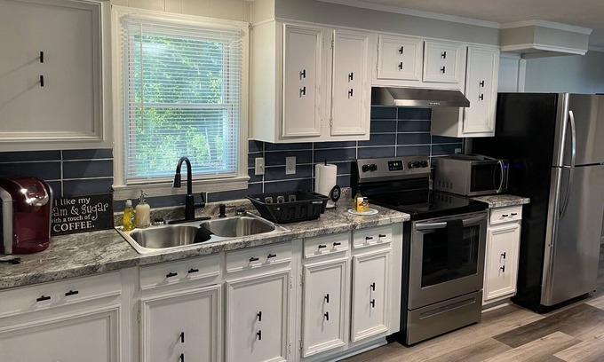 Danville House | Prime 3 Bedroom Virginia Bungalow: Minutes to Attractions