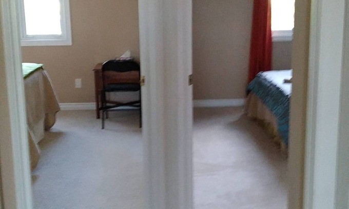Waterloo House | Family-Friendly 3BR Waterloo West Townhouse Getaway