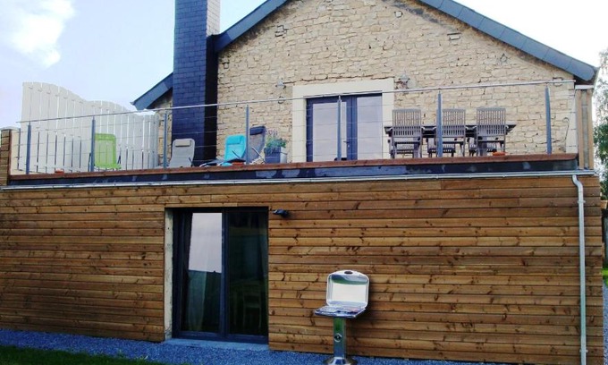 Florenville House | Family-Friendly 3 Bedrooms House with Garden & Wifi in Florenville