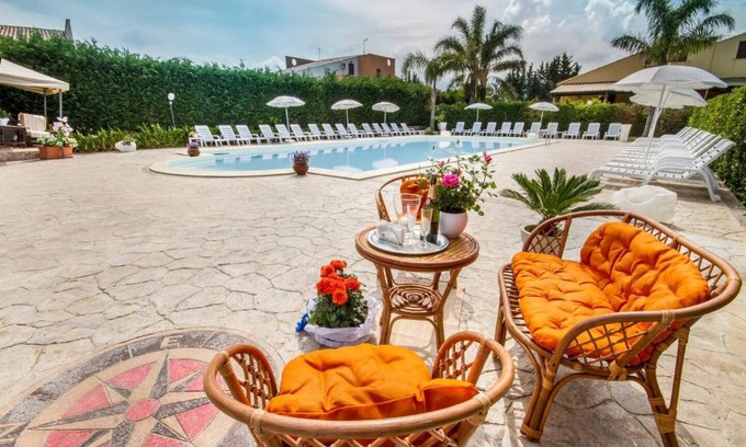 Piana Calzata House | Beachside 3-Bedroom Retreat with Pool, Jacuzzi & Garden