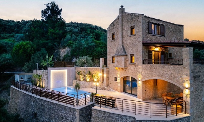 Manoliopoulo Villa | Seaside Retreat with Pool, Spa & Ocean Views Await You