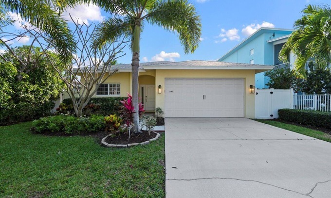 Delray Beach House | Prime Location: Steps from Atlantic Ave - Delray Beach