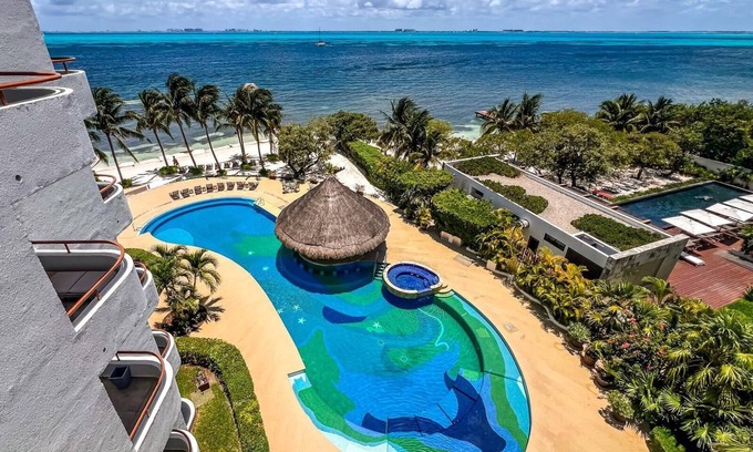 Isla Mujeres Condo | 3 BR Condo in Sac Bajo w/Pool & Beach