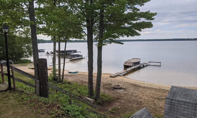 Lake City House | Inviting Lakefront Cottage with Kitchen and Pet-Friendly Space