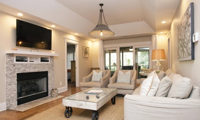 Kiawah Island Cottage | Oceanfront Retreat: Newly Renovated with Pool Access