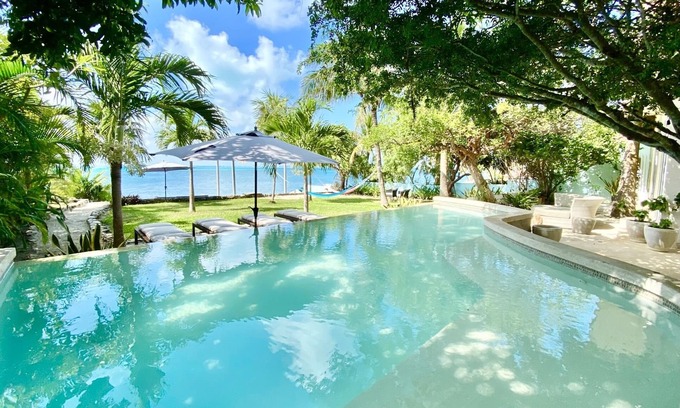 Isla Mujeres House | Oceanfront Bliss: Newly Renovated with Pool & Spa Access