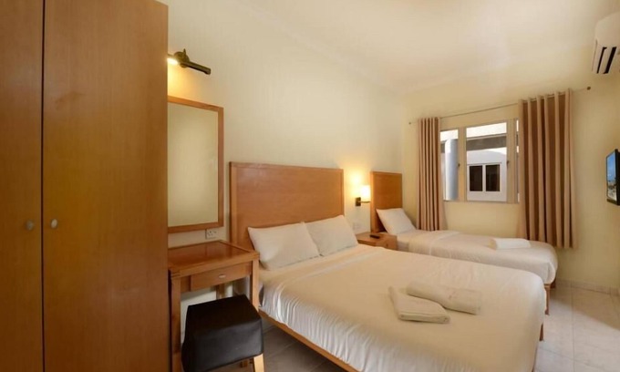 Kuala Teriang Apartment | Perfect 3 BR Family Retreat with Ocean View & Pool Access