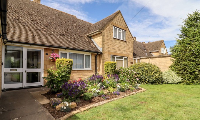 Chipping Campden House | Romantic Getaway at 3 Granbrook Lane in Mickleton