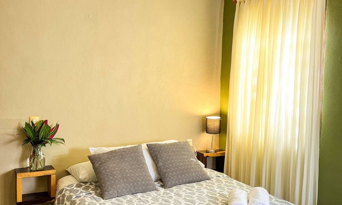 Puerto Morelos Hotel | Relaxing Retreat at La Guarida Pantera - Deluxe Queen Suite