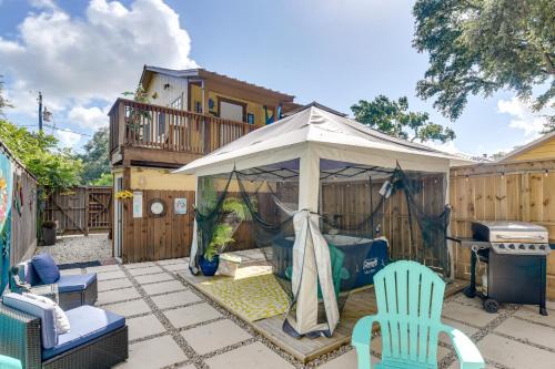 Bacliff Apartment | Inviting Bacliff Apartment with Hot Tub - 3 Mi to Boardwalk