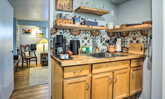 Sunnyside Apartment | Relaxing Denver Retreat with Spa & Breakfast, 3 Mi to Downtown
