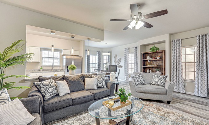 Eckhert Crossing Condo | 3 Mi to Hospitals: Stylish Condo in San Antonio!