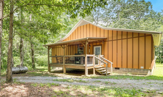 Fort Payne Cottage | Tranquil Cabin Retreat by Little River Canyon
