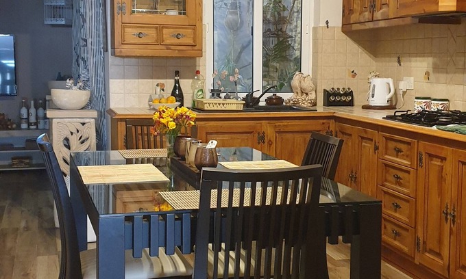 Luqa Apartment | Beachside Retreat: Ideal for Swimming & Scenic Walks