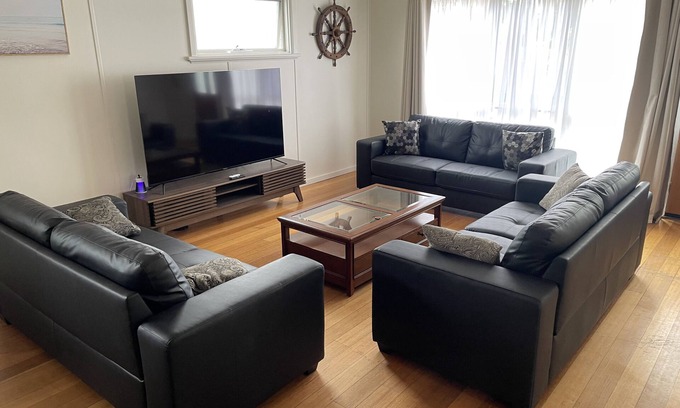 Capel Sound House | Family-Friendly Retreat Just Steps from Capel Sound Foreshore