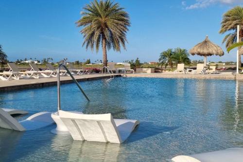 Gold Coast Villa | Beachside Paradise: Gold Coast Aruba Townhouse, Rated 9.8