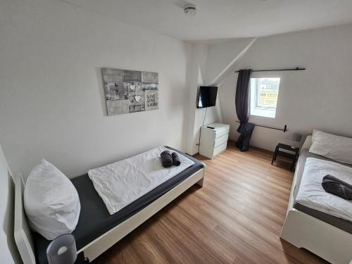 Salbke Apartment | Cozy 2-Room Apartment with WLAN and Family-Friendly Amenities