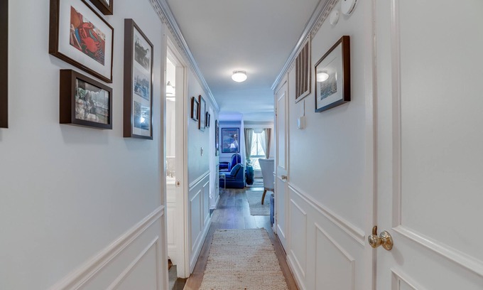 Downtown Baltimore Condo | Experience HARBOR Otterbein: Oceanfront Oasis with Spa