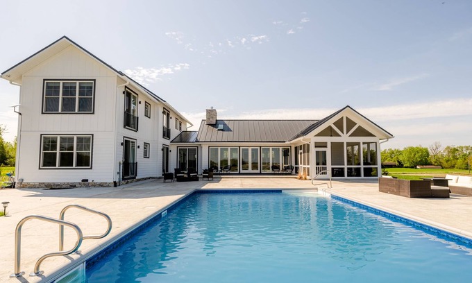 Baroda House | 3 Nt Min! Gorgeous Buchanan Home With Private Pool!