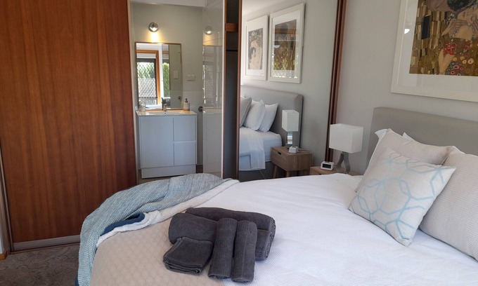 McLaren Vale House | Experience 3 Pears on the Park: Ideal Family Retreat