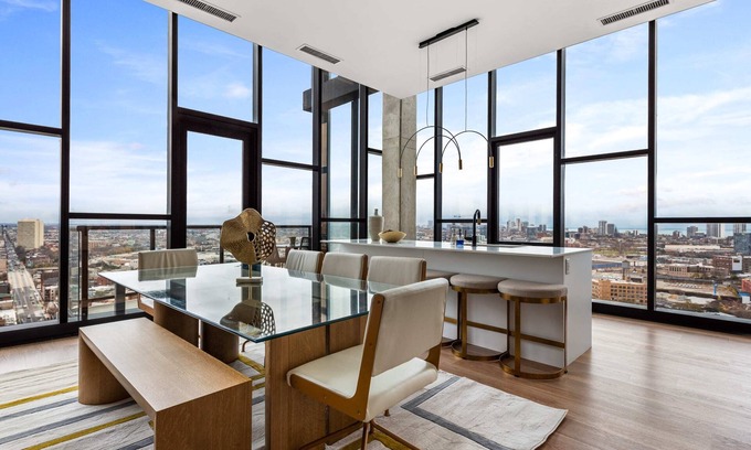River West Apartment | Experience Cloud9: Spacious Penthouses for Family Retreats