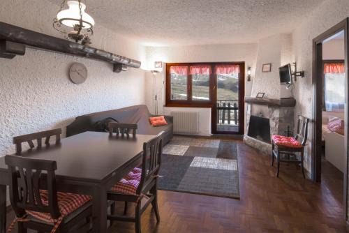 Prato Nevoso Apartment | Discover 3 Pini: Pet-Friendly Oasis with Spa & Family Amenities