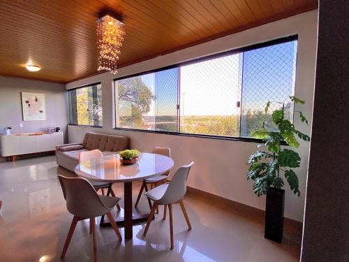 Guara Apartment | Stunning 3-Room Suite with Breathtaking Views and Breakfast