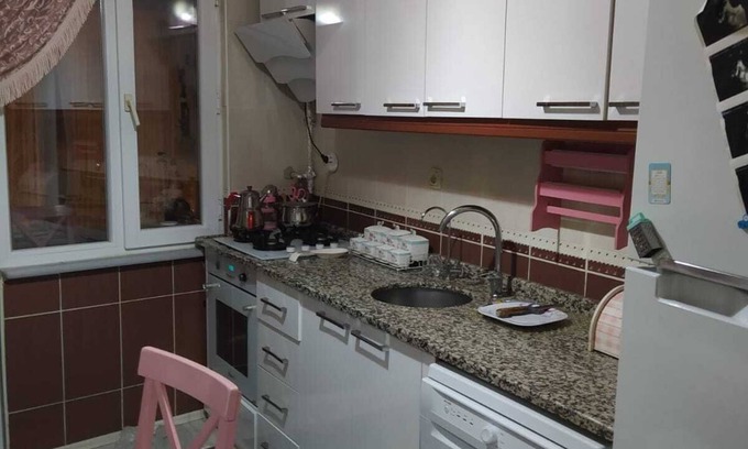 Bagcilar Apartment | Convenient 3-Room Apartment Near Park and Transportation