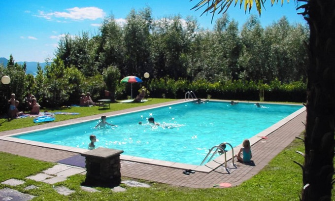 Agra Apartment | Scenic 3-Room Apartment with Pool & Lake View