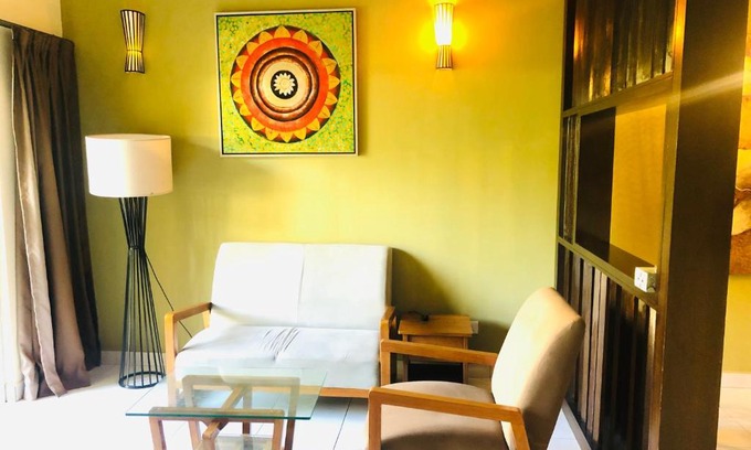 Banting Apartment | Relax in a 3-Room Apartment with Oceanfront Views
