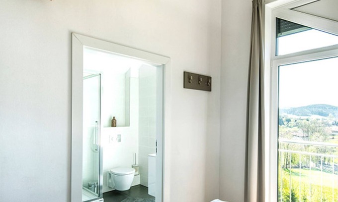 Mistelgau House | Family & Friends Retreat with Spa and Ocean Views